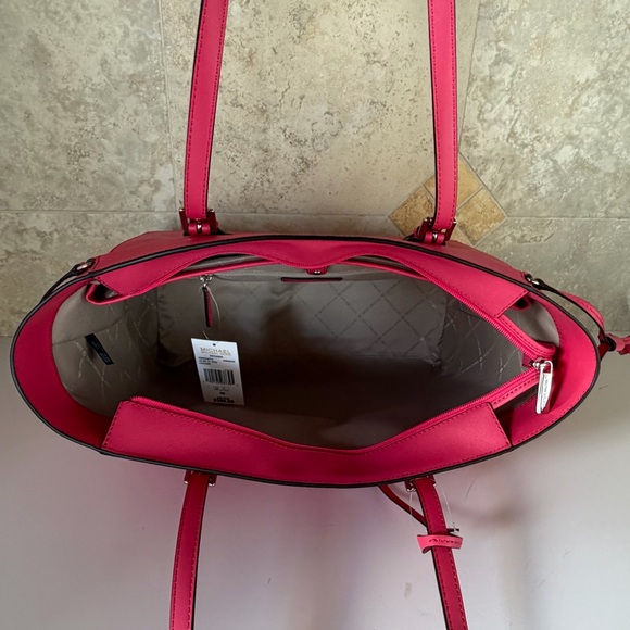 Michael Kors Voyager LG Multifunction Tote Shoulder Bag Hibiscus - Picture 8 of 14